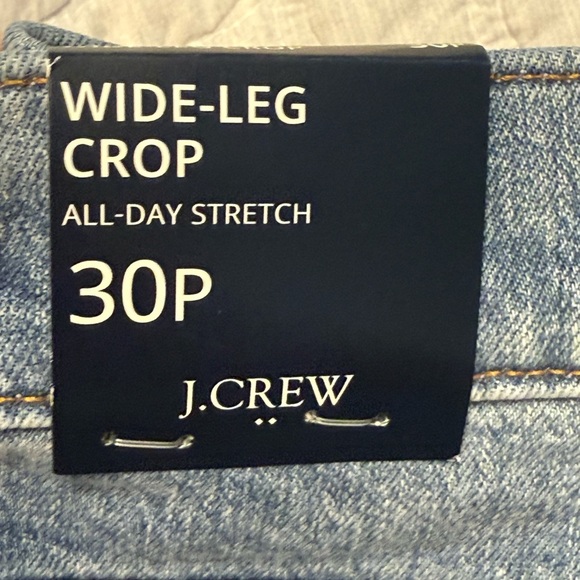 J. Crew Wide Leg Crop Jeans with all day stretch & trendy Raw Hem NWT 30P - Picture 5 of 8